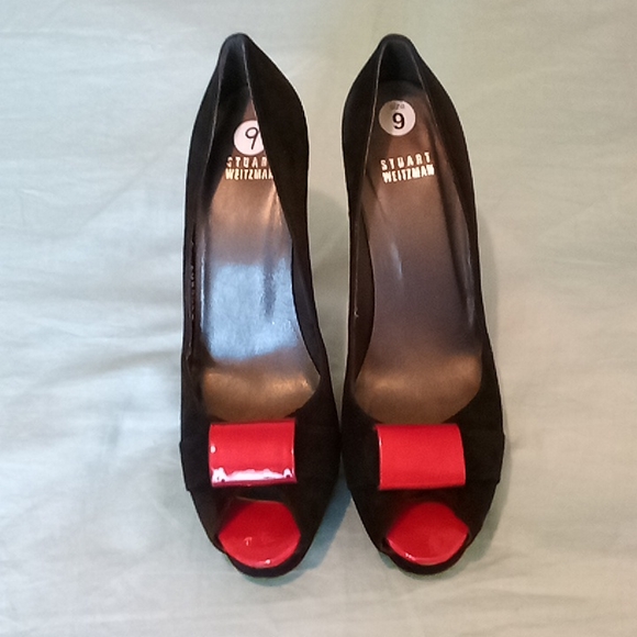 🎄Stuart Weitzman black suede and candy apple red Patten leather heels🎄 - Picture 2 of 6